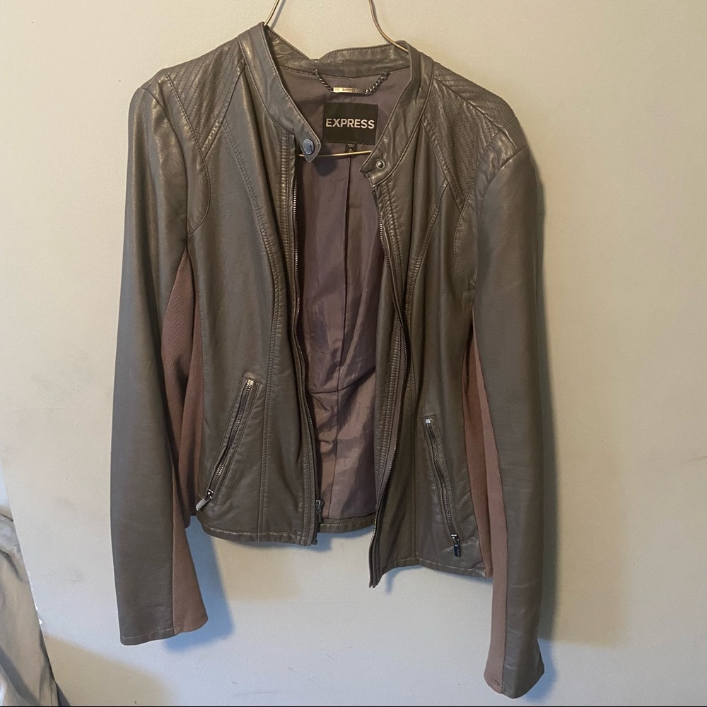 Express leather jacket. Grey. Medium. Good condition. Vintage